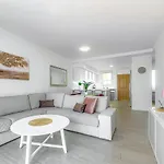 2-bed Amazing Ocean View 公寓 阿德耶